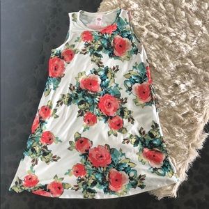 Floral dress 🌺